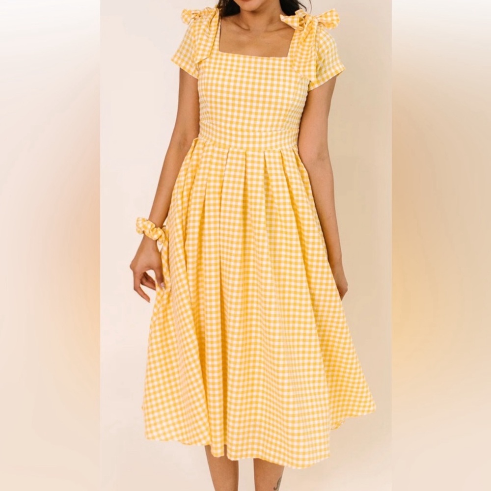 Ivy City Co Briar Dress in Yellow Gingham NWT